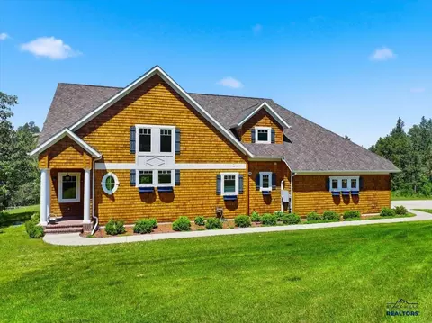 323 Pine Cone Ave, Spearfish, SD 57783 photo 2