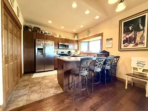 Kitchen - 206 Tower Ridge Dr, Lead, SD 57754 photo 1 of 2