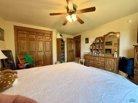 Bedroom - 206 Tower Ridge Dr, Lead, SD 57754 photo 3 of 4