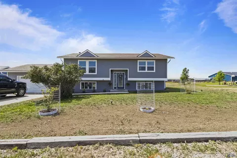 3326 Latigo Rd, Newcastle, WY 82701