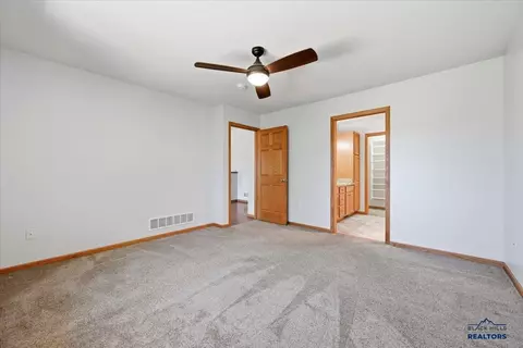 Bedroom - 6956 Emerald Heights Rd, Summerset, SD 57718 photo 2 of 2