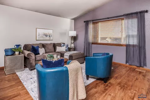 248 Freude Ln, Box Elder, SD 57719 photo 4