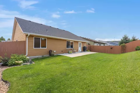 Exterior - 6850 Mulberry Dr, Summerset, SD 57718 photo 4 of 4