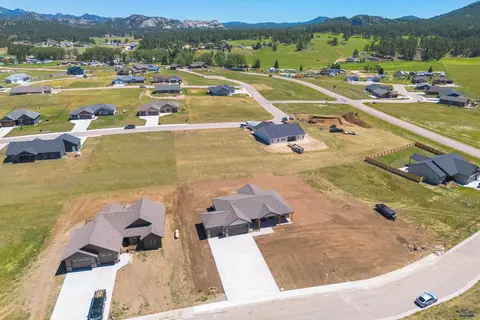 106 Stone Hill Dr, Custer, SD 57730 photo 10