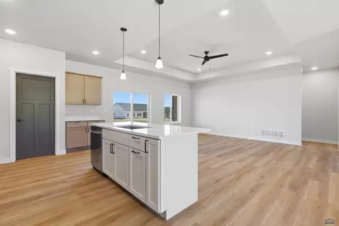 106 Stone Hill Dr, Custer, SD 57730 photo 21