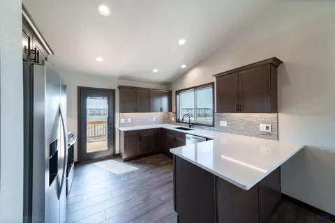 Kitchen - 549 Denali Dr, Box Elder, SD 57719 photo 1 of 6