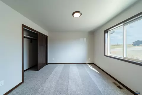 Bedroom - 549 Denali Dr, Box Elder, SD 57719 photo 2 of 7