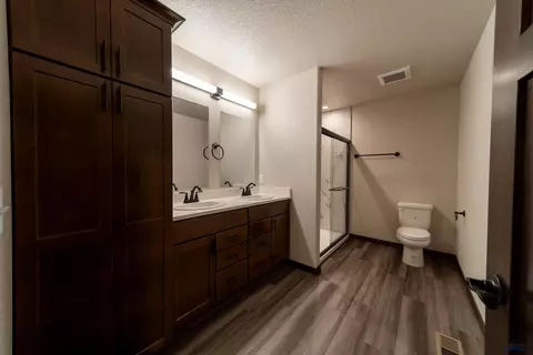 Bath - 549 Denali Dr, Box Elder, SD 57719 photo 4 of 6