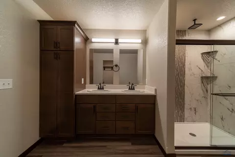 Bath - 549 Denali Dr, Box Elder, SD 57719 photo 5 of 6