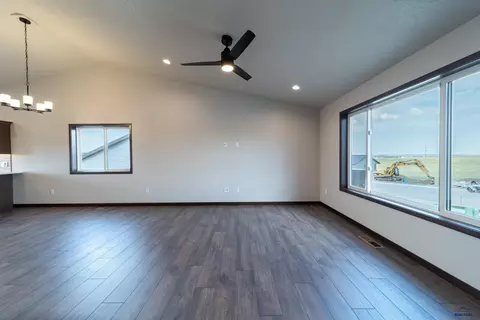 Living - 549 Denali Dr, Box Elder, SD 57719 photo 2 of 5