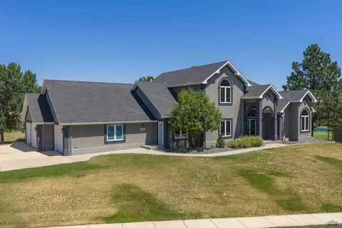 7120 Prestwick Rd, Rapid City, SD 57702
