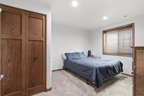 Bedroom - 10075 Laramie Ln, Summerset, SD 57718 photo 3 of 4