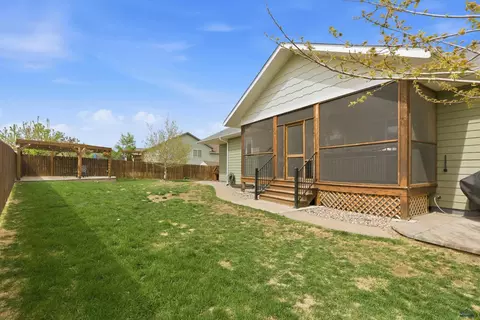 Exterior - 10075 Laramie Ln, Summerset, SD 57718 photo 3 of 5