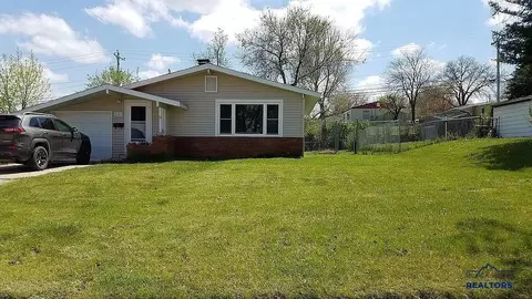247 E Oakland, Rapid City, SD 57701