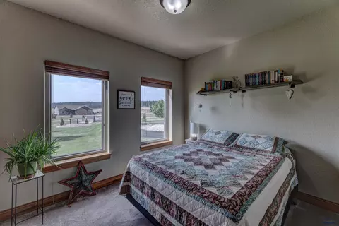 Bedroom - 13596 Frontier Loop, Piedmont, SD 57769 photo 3 of 5