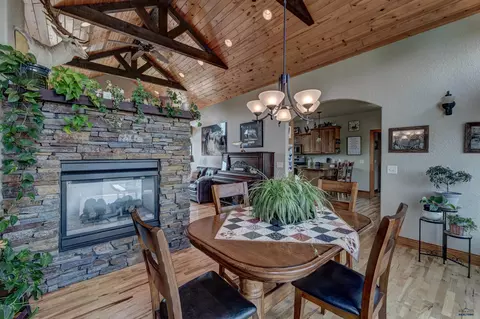 Dining - 13596 Frontier Loop, Piedmont, SD 57769 photo 2 of 2