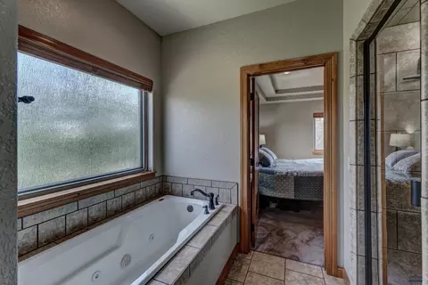 Bath - 13596 Frontier Loop, Piedmont, SD 57769 photo 2 of 3