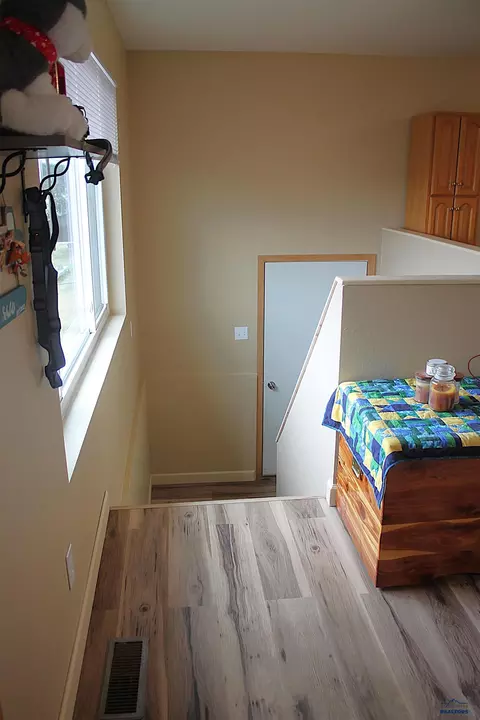 Entry Way - 504 Summit, Belle Fourche, SD 57717 photo 1 of 3