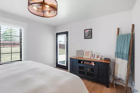 Bedroom - 212 Vilas, Hermosa, SD 57744 photo 1 of 4