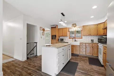 Kitchen - 10311 Pine Canyon Rd, Black Hawk, SD 57718 photo 1 of 4