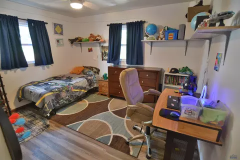 Bedroom - 2015 5th St, Rapid City, SD 57701 photo 2 of 4