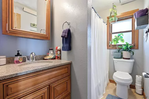 Bath - 416 Matthew St, Lead, SD 57754 photo 1 of 3