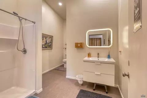 Bath - 12730 Nemo Rd, Nemo, SD 57759 photo 1 of 5