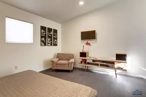 Bedroom - 12730 Nemo Rd, Nemo, SD 57759 photo 3 of 5