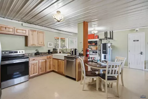 Kitchen - 11863 W Argyle Rd, Custer, SD 57730 photo 4 of 4