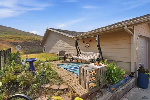 Exterior - 714 S 34th St, Spearfish, SD 57783 photo 4 of 4