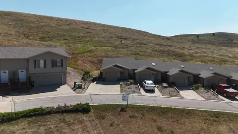 714 S 34th St, Spearfish, SD 57783 photo 3