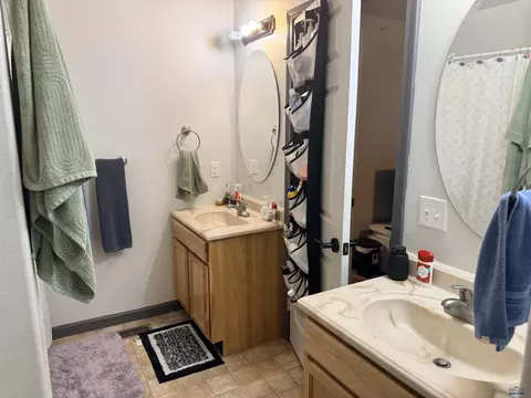 Bath - 264 Trenton Ln, Box Elder, SD 57719 photo 3 of 4