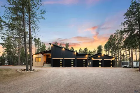 8231 Miracle Rd, Rapid City, SD 57702