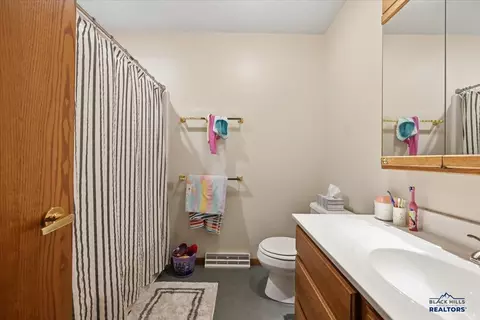 Bath - 1925 N Main, Spearfish, SD 57783 photo 2 of 4