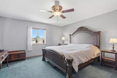 Bedroom - 7230 Castlewood Dr, Summerset, SD 57718 photo 1 of 3