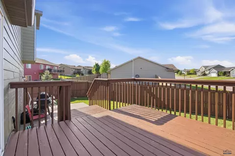 Exterior - 7230 Castlewood Dr, Summerset, SD 57718 photo 4 of 8