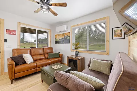 Living - 12378 Tin Cup Trl, Custer, SD 57730 photo 2 of 4