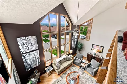 Living - 250 Fairway Dr, Spearfish, SD 57783 photo 3 of 5