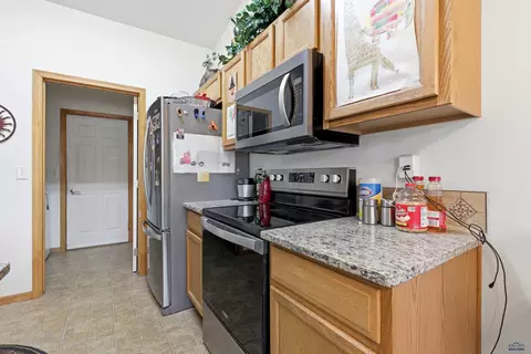 Kitchen - 10317 Willmington, Summerset, SD 57718 photo 3 of 4