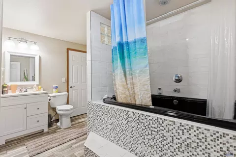 Bath - 10317 Willmington, Summerset, SD 57718 photo 3 of 3