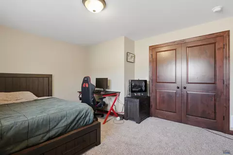 Bedroom - 7245 Castlewood Dr, Summerset, SD 57718 photo 7 of 7