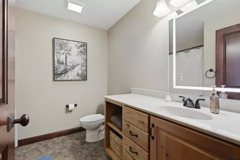 Bath - 7245 Castlewood Dr, Summerset, SD 57718 photo 4 of 4