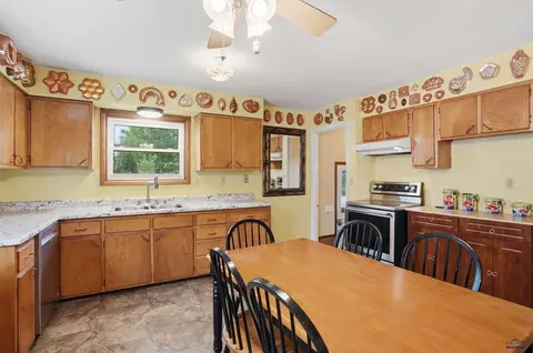 Kitchen - 4719 Windsor Dr, Rapid City, SD 57702 photo 3 of 3
