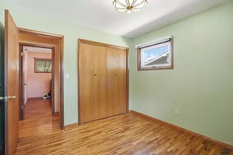 Bedroom - 4719 Windsor Dr, Rapid City, SD 57702 photo 3 of 8
