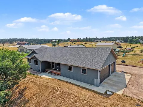 21635 Timbercreek Dr, Piedmont, SD 57769