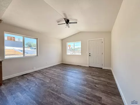 Living - 827 Heritage Dr, Belle Fourche, SD 57717 photo 1 of 1