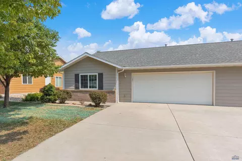 2524 Smith Ave, Rapid City, SD 57701