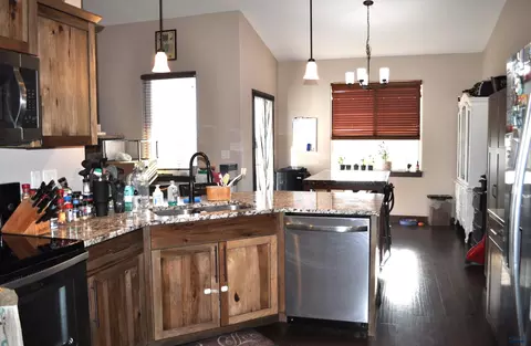 Kitchen - 3029 Hoefer Ave, Rapid City, SD 57701 photo 2 of 3