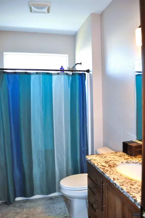 Bath - 3029 Hoefer Ave, Rapid City, SD 57701 photo 3 of 4