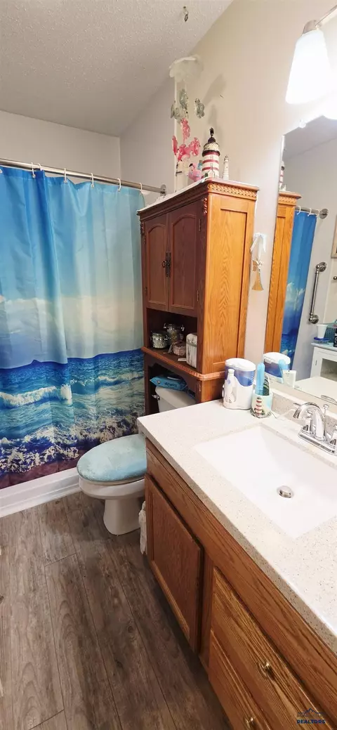 Bath - 6413 Northdale Dr, Black Hawk, SD 57718 photo 1 of 5